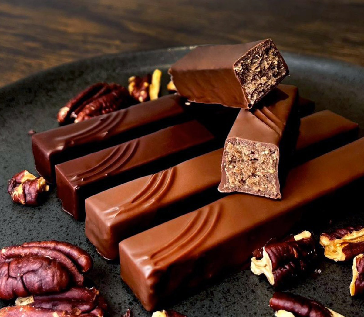 Boite de chocolats artisanales. Chocolatier, producteurs d'idées en chocolat.  Chocolats de Noël, chocolats de…